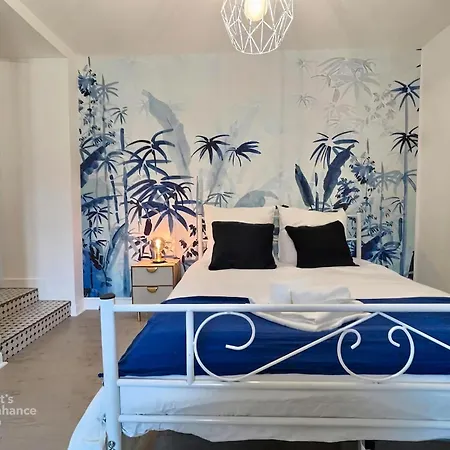 Le Bleuet Au Coeur De * Βαλένς